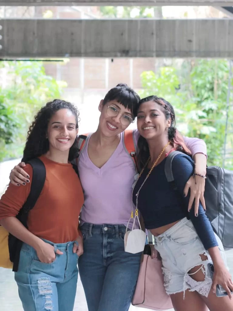 Ganadores del Vertical Impact Contest de Reelshort 4 equipo ganadores del vertical reel impact 2025